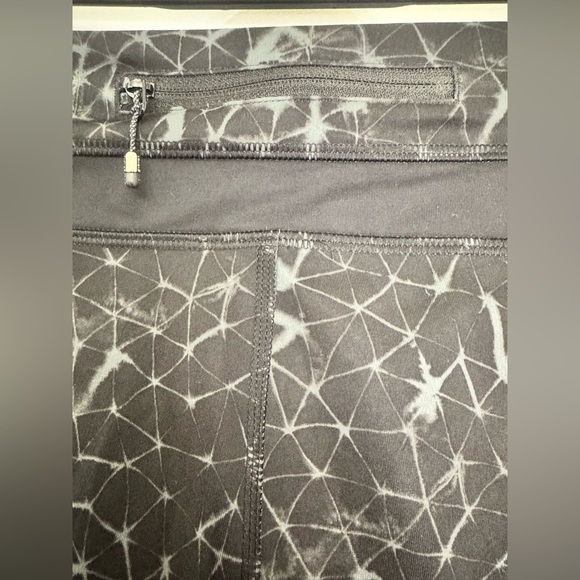 Women’s Lululemon Run Inspire Crop ll Full On Luxtreme Mesh Star Crushed Legging - Picture 6 of 7